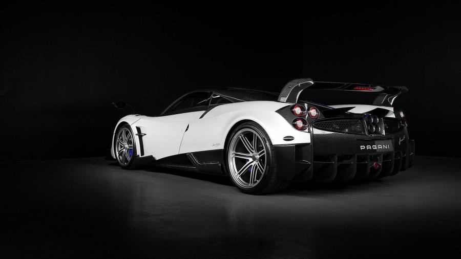  Pagani Huayra BC 2018 года  (фото 15 из 27)